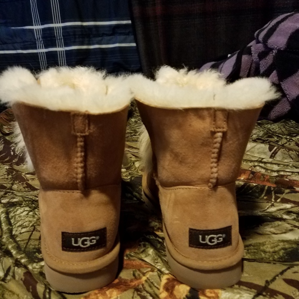 Gita pom pom ugg boots